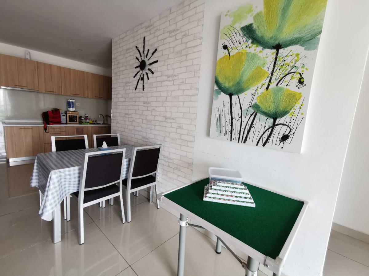 Homestay Johor Bahru Exterior foto